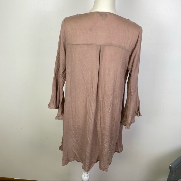 Tobi Boho Tunic with Embroidered Detail - Picture 2 of 14
